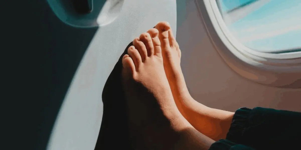  How To Reduce Swollen Feet From Traveling Preventive Techniques